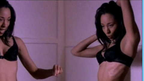 Pic: Yvette Ward in Two Degrees