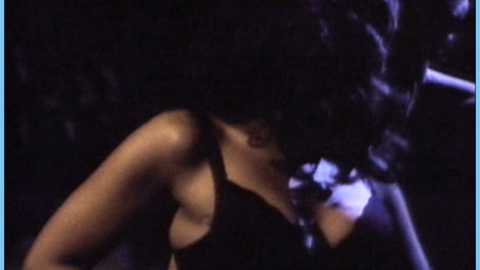 Pic: Kamala Lopez in Erotique