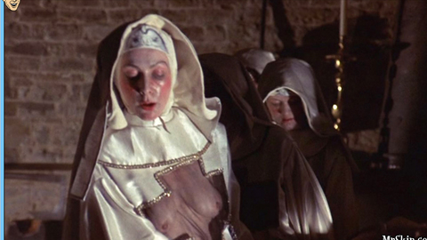 Pic: Maggie Wright in Joseph Andrews