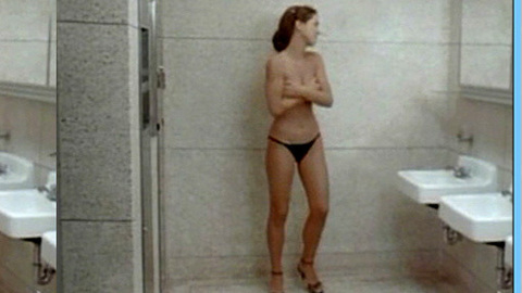 Pic: Lissa Layng in Say Yes