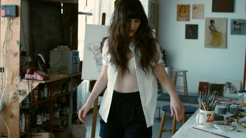 Pic: Zooey Deschanel in Our Idiot Brother