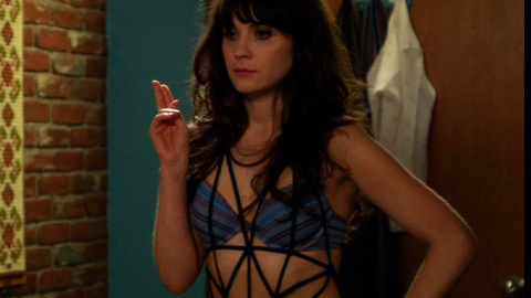 Pic: Zooey Deschanel in New Girl