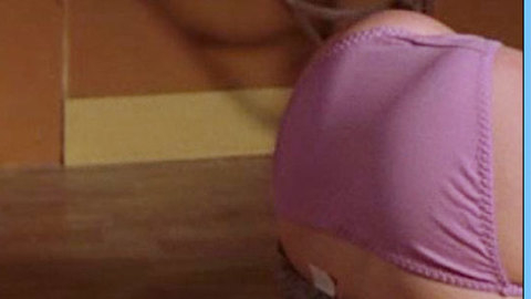 Pic: Jill Ritchie in 100 Women (2002)