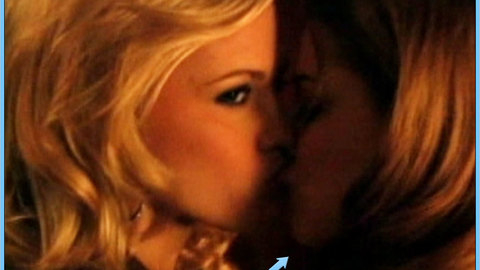 Pic: Alexandra Breckenridge in Dirt