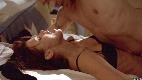 Pic: Bridget Moynahan in The Recruit
