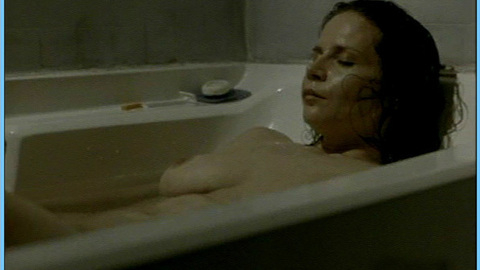 Pic: Nancy Sivak in Dirty