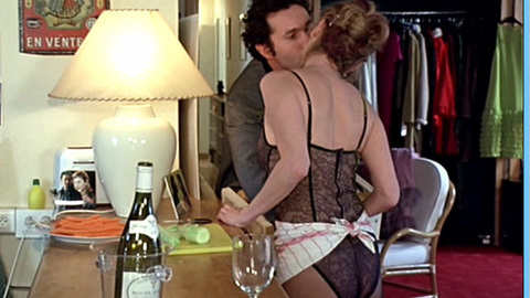 Pic: Michèle Laroque in J'ai faim!!!