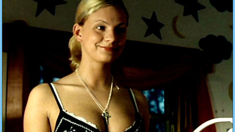 Pic: Anna Bertheau in Adam & Eva