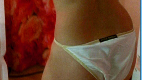 Pic: Laura Osswald in Schulmädchen (2002)