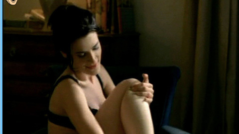 Pic: Valerie Geffner in Angela