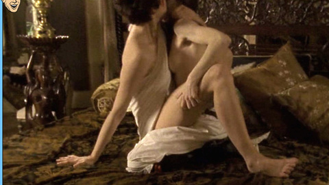 Pic: Sally Hawkins in Tipping the Velvet