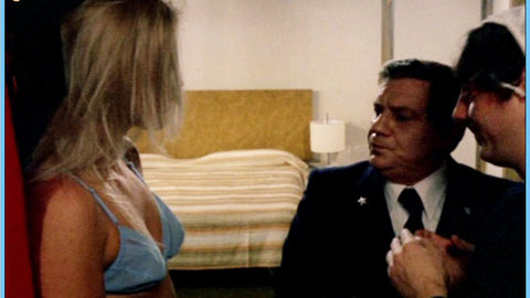 Pic: Sabrina Siani in La dottoressa preferisce i marinai (1981)