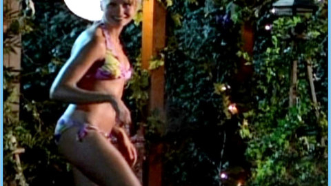 Pic: Sonya Salomaa in Ties That Bind