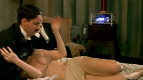 Pic: Isabel Gillies in Happy Here and Now