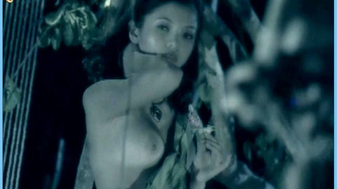 Pic: Maui Taylor in Maui: Sex Goddess