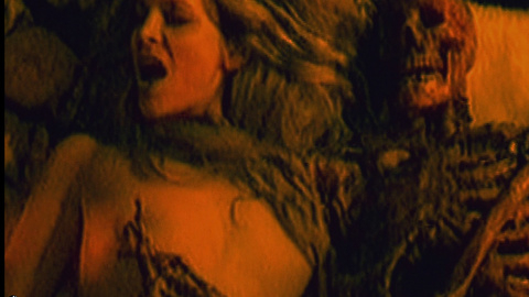 Pic: Sheri Moon Zombie in House of 1000 Corpses