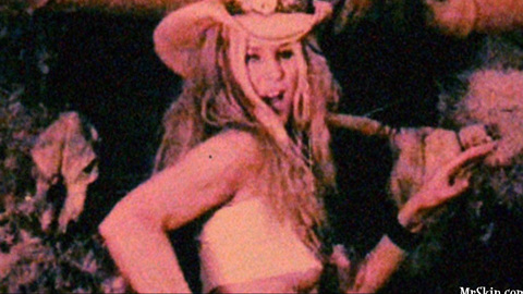 Pic: Sheri Moon Zombie in House of 1000 Corpses