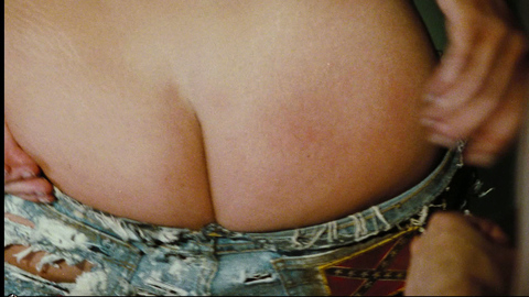 Pic: Sheri Moon Zombie in The Devil's Rejects