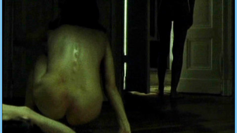 Pic: Jule Böwe in Close