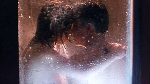 Pic: Via Veloso in Troublesome Night 4