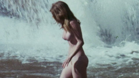 Pic: Sondra Currie in Jessi's Girls