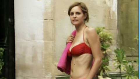 Pic: Sabrina Seyvecou in Cote d'Azur