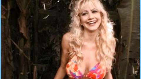 Pic: Glori-Anne Gilbert in Treasure Hunt!