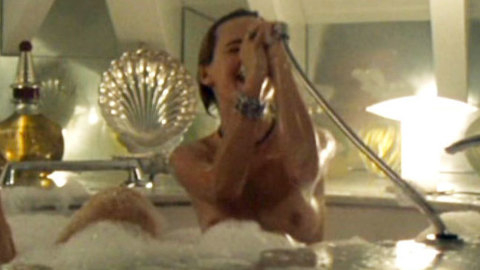 Pic: Stefanie Mühlhan in Engel & Joe