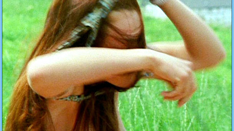 Pic: Wolke Hegenbarth in Freundinnen und andere Monster