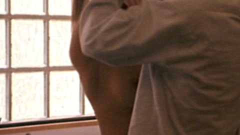 Pic: Marie Denarnaud in Les corps impatients