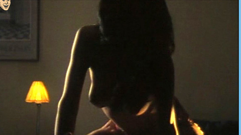 Pic: Elora Hayes in The Distraction