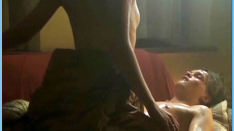 Pic: Julia Dietze in Die Stimmen