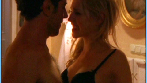 Pic: Julia Dietze in Liebes Leid und Lust