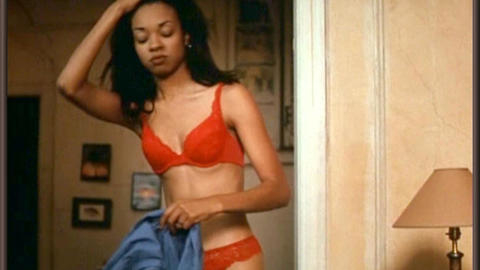 Pic: Nicole Prescott in Tar