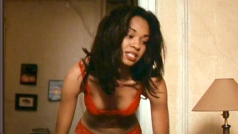 Pic: Nicole Prescott in Tar