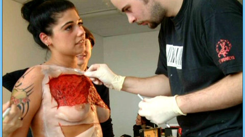 Pic: Vicky Berendsen in Tattoo