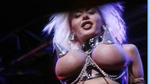 Pic: Dolly Buster in Voll normaaal