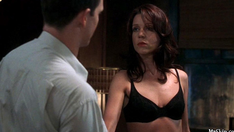 Pic: Sarah-Jane Redmond in Hellraiser: Hellseeker (2002)