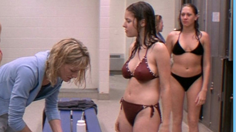 Pic: Sarah Lind in Punch