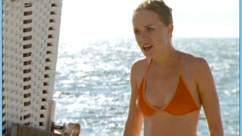 Pic: Friederike Kempter in Beach Boys - Rette sich wer kann