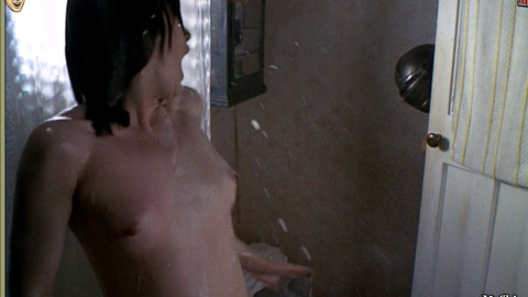 Pic: Vanessa Shaw in Horror Hospital