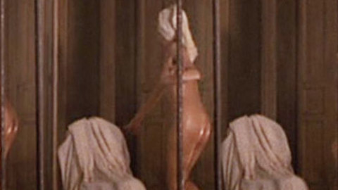 Pic: Lizzy McInnerny in Rowing with the Wind