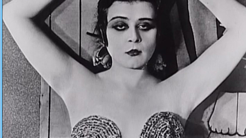 Pic: Theda Bara in Cleopatra
