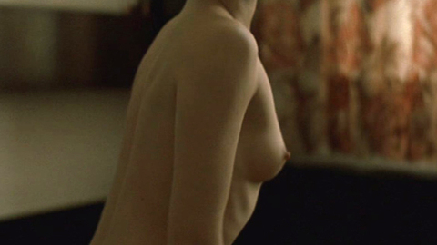 Pic: Anna Mouglalis in La vie nouvelle