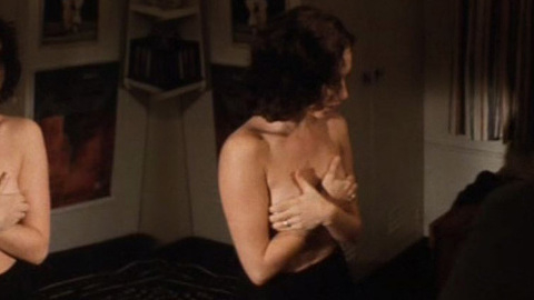 Pic: Kim Wade in Love 101