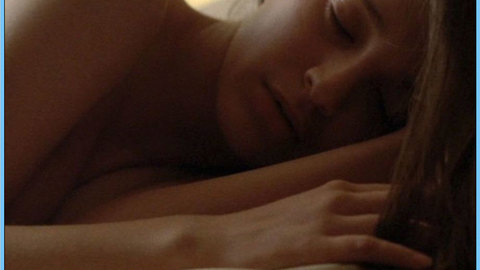 Pic: Claudia Ramírez in Sólo con tu pareja (1991)