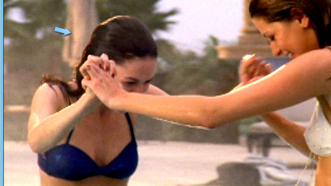 Pic: Rachel Bilson in The O.C.