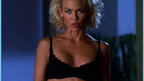 Pic: Kelly Carlson in Nip/Tuck