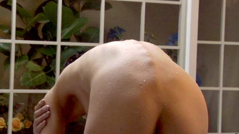 Pic: Shinobu Terajima in Vibrator