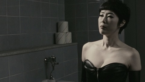 Pic: Shinobu Terajima in R100
